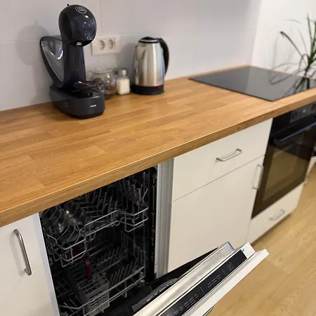 Albu Story By The Sea アパート *