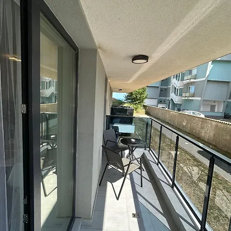 Albu Story By The Sea